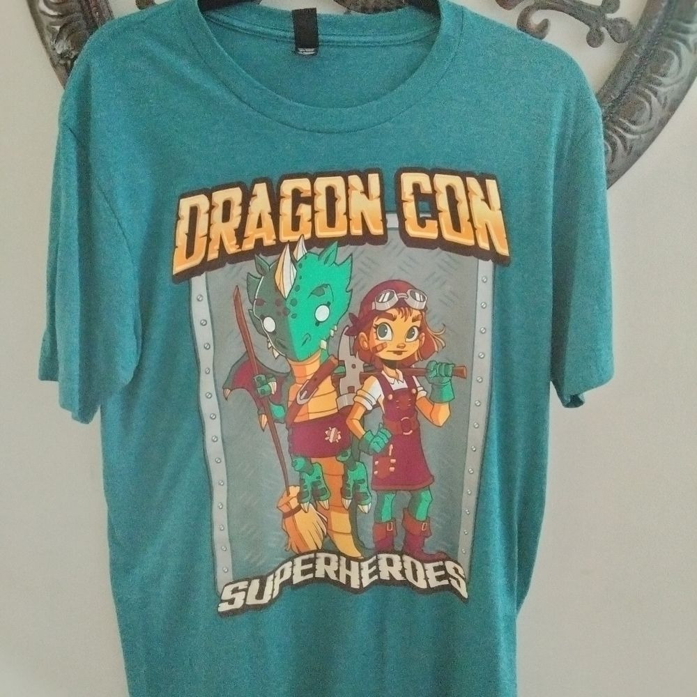 DRAGON CON SUPERHEROES T-SHIRT